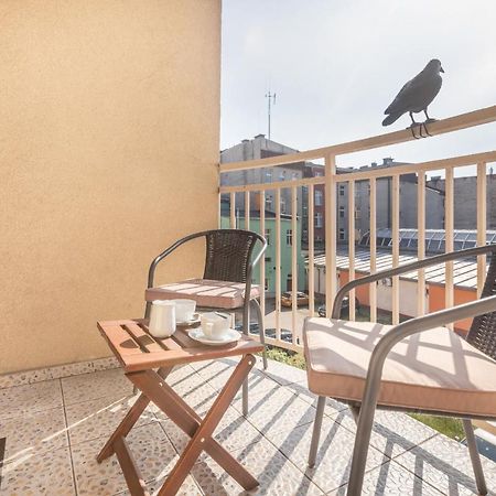 Modern Apartment With Balcony In Swinoujscie Center By Noclegi Renters エクステリア 写真